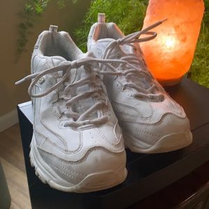 Sketchers size 11 wide